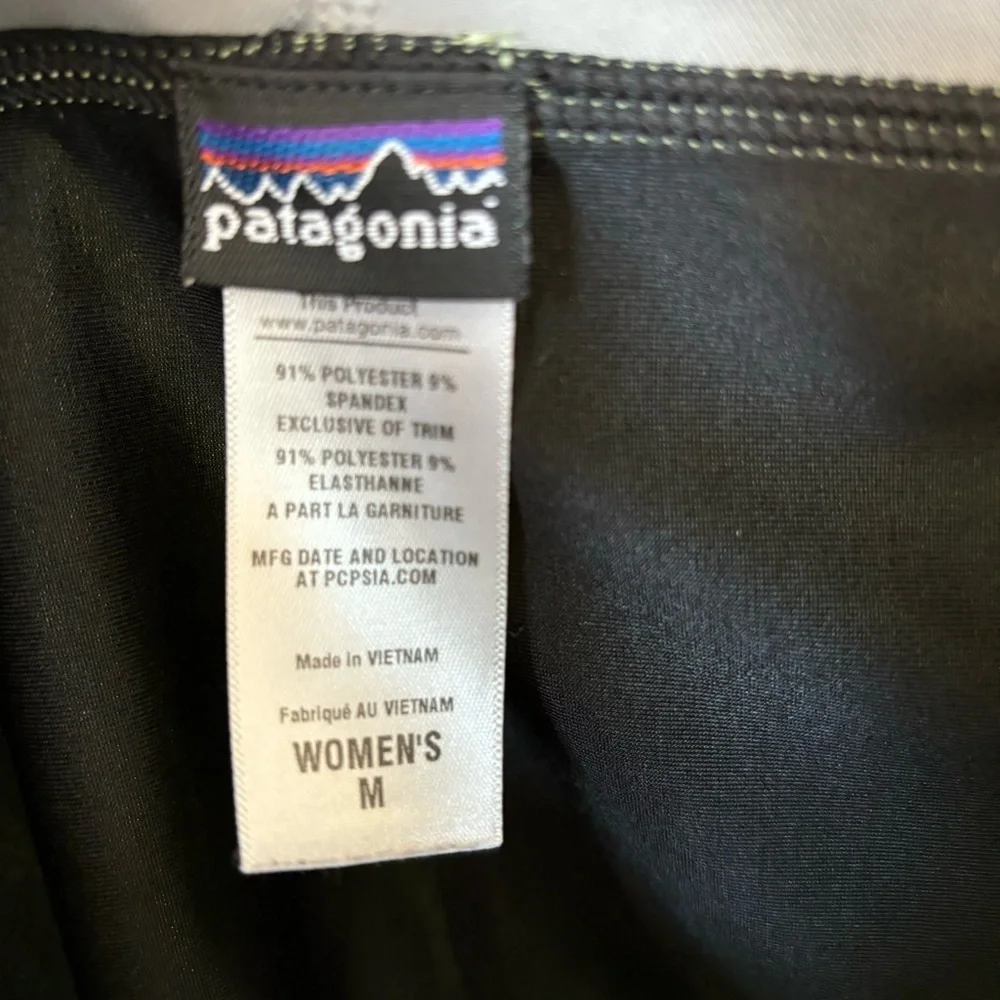 Patagonia green & Gray Skort Size M‎